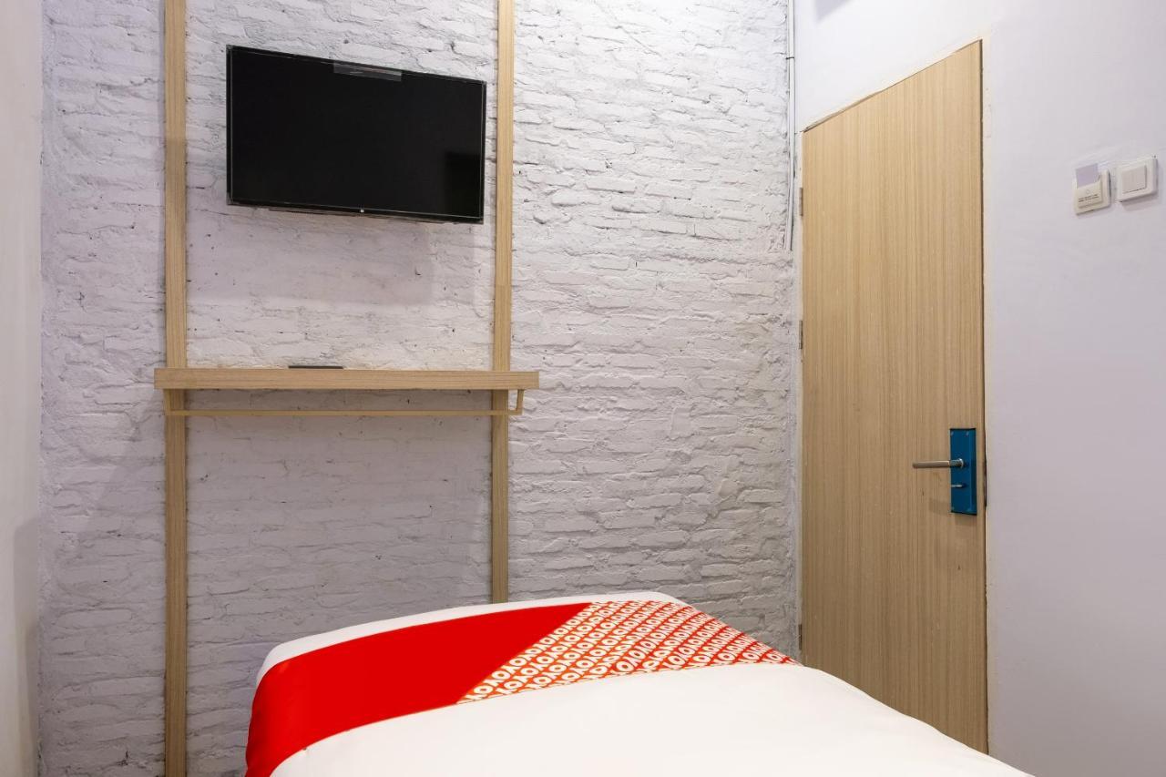 Super Oyo 3150 Theodore Homestay ميدان المظهر الخارجي الصورة